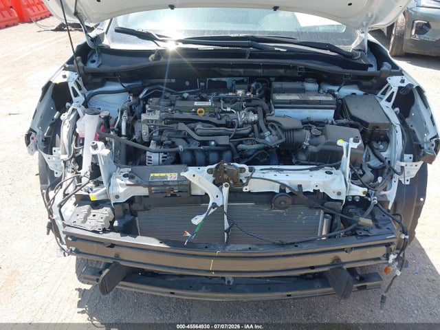 7MUCAABG4SV131030 Toyota Corolla Cross Le