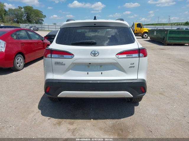 7MUCAABG4SV131030 Toyota Corolla Cross Le