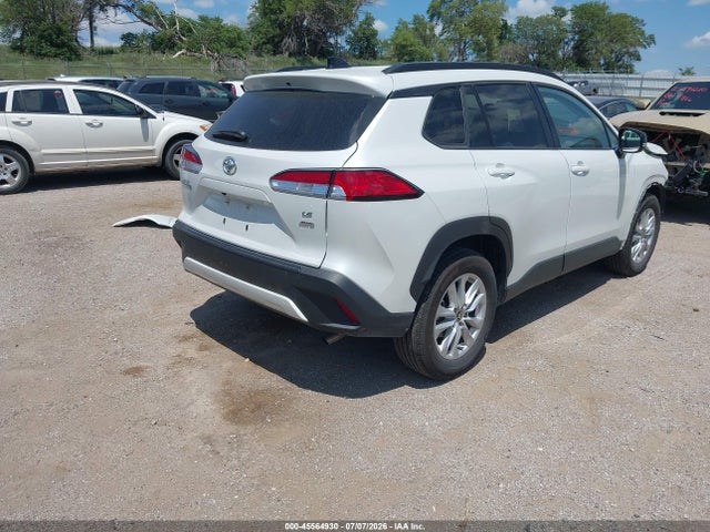 7MUCAABG4SV131030 Toyota Corolla Cross Le