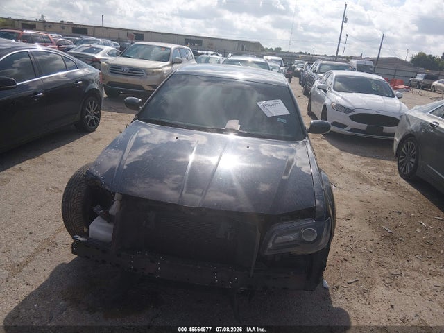 2021 Chrysler 300 300s მანქანა იყიდება აუქციონზე, vin: 2C3CCABG8MH520182, აუქციონის ნომერი: 45564977
