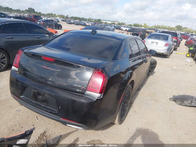 2021 Chrysler 300 300s მანქანა იყიდება აუქციონზე, vin: 2C3CCABG8MH520182, აუქციონის ნომერი: 45564977