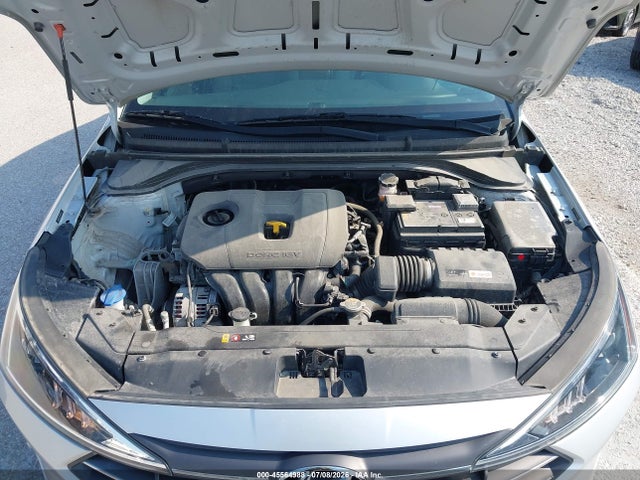 Hyundai ELANTRA SE 2019 5NPD74LF3KH491142 Image 10