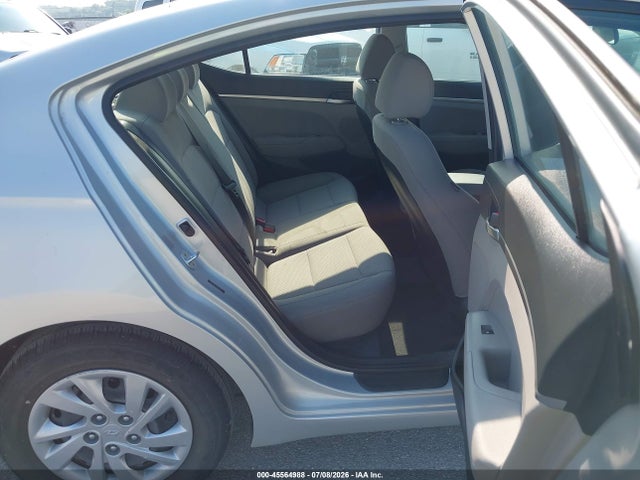 Hyundai ELANTRA SE 2019 5NPD74LF3KH491142 Image 8