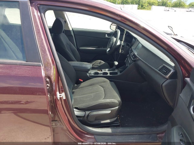 KIA Optima Lx 2018 5XXGT4L38JG221400 Image 5