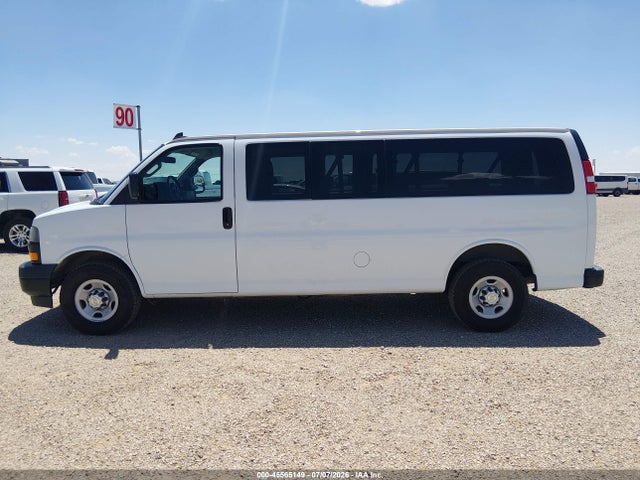 1GAZGNFG2L1251517 Chevrolet Express Passenger Rwd 3500 Extended Wheelbase Ls