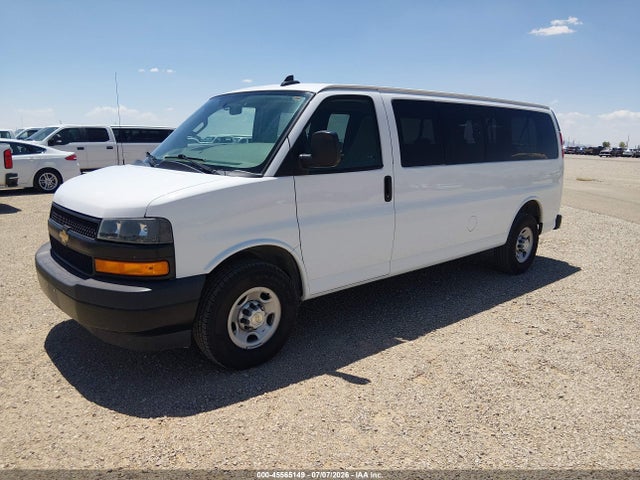 1GAZGNFG2L1251517 Chevrolet Express Passenger Rwd 3500 Extended Wheelbase Ls