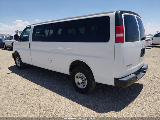 1GAZGNFG2L1251517 Chevrolet Express Passenger Rwd 3500 Extended Wheelbase Ls