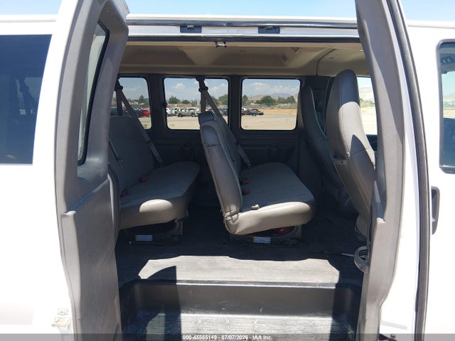 1GAZGNFG2L1251517 Chevrolet Express Passenger Rwd 3500 Extended Wheelbase Ls