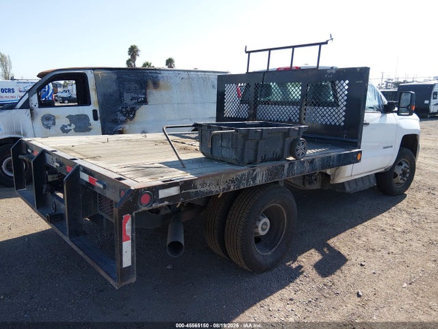 1GB3CYCY7JF245787 Chevrolet Silverado 3500hd Chassis Wt