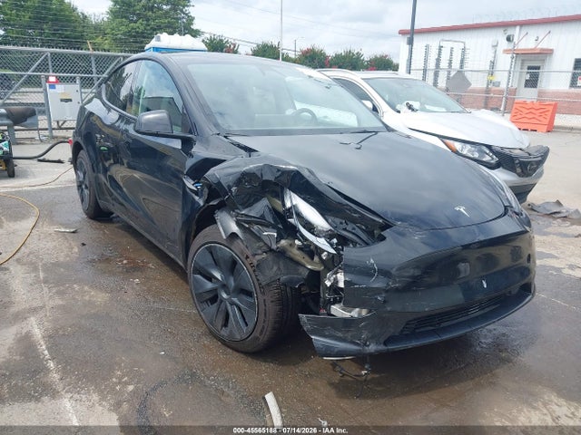 2025 Tesla Model Y Long Range Dual Motor Rear-wheel Drive მანქანა იყიდება აუქციონზე, vin: 7SAYGDED6SA352618, აუქციონის ნომერი: 45565188