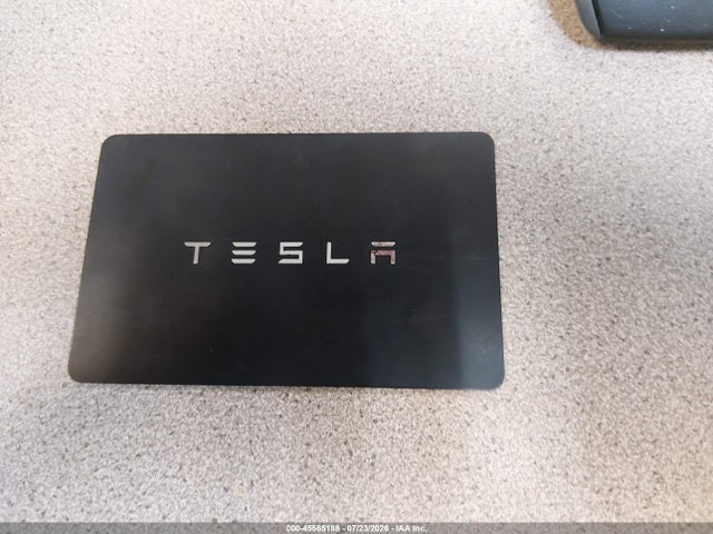 Продаж на аукціоні авто 2025 Tesla Model Y Long Range Dual Motor Rear-wheel Drive, vin: 7SAYGDED6SA352618, номер лоту: 45565188