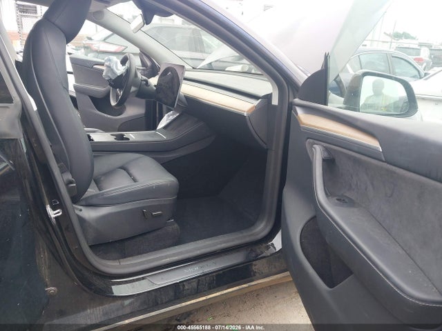 Продаж на аукціоні авто 2025 Tesla Model Y Long Range Dual Motor Rear-wheel Drive, vin: 7SAYGDED6SA352618, номер лоту: 45565188