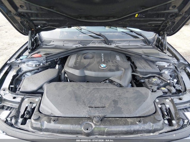 45565218 :رقم المزاد ، WBA8D9G32HNU64155 vin ، 2017 Bmw 330i Xdrive مزاد بيع