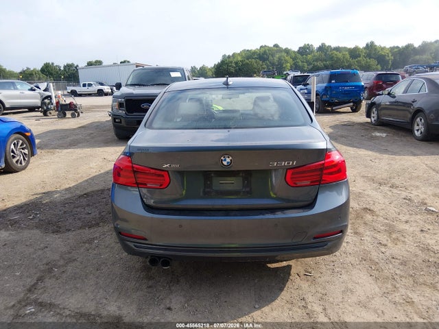 45565218 :رقم المزاد ، WBA8D9G32HNU64155 vin ، 2017 Bmw 330i Xdrive مزاد بيع