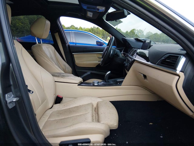 45565218 :رقم المزاد ، WBA8D9G32HNU64155 vin ، 2017 Bmw 330i Xdrive مزاد بيع