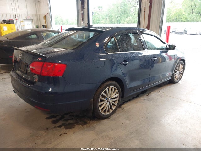 Auction sale of the 2011 Volkswagen Jetta 2.5l Sel, vin: 3VWLZ7AJ4BM111909, lot number: 45565237