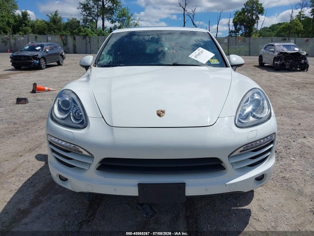 45565267 :رقم المزاد ، WP1AA2A2XELA01349 vin ، 2014 Porsche Cayenne مزاد بيع
