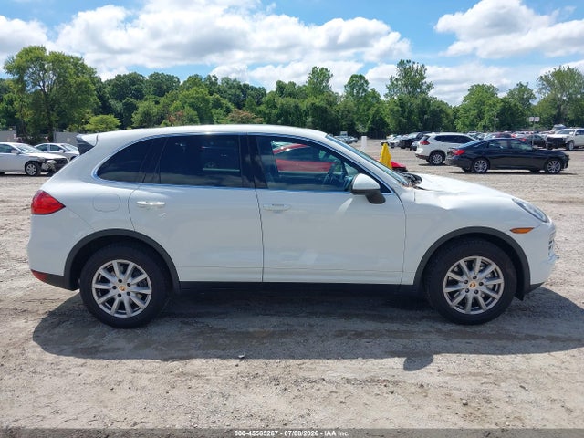 45565267 :رقم المزاد ، WP1AA2A2XELA01349 vin ، 2014 Porsche Cayenne مزاد بيع