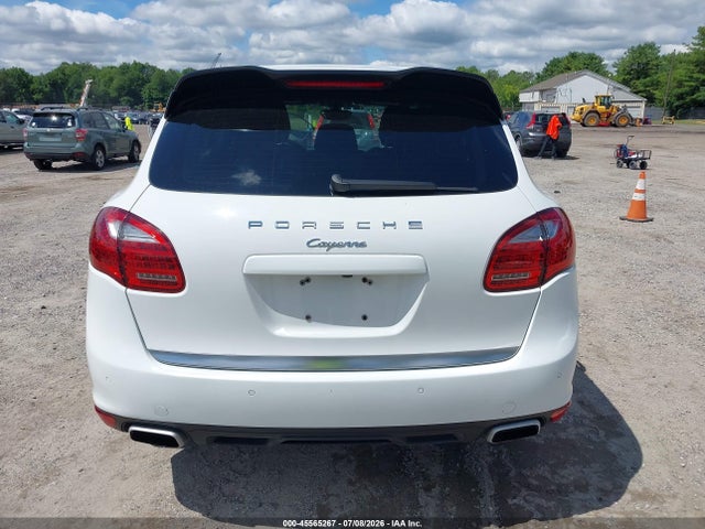 45565267 :رقم المزاد ، WP1AA2A2XELA01349 vin ، 2014 Porsche Cayenne مزاد بيع