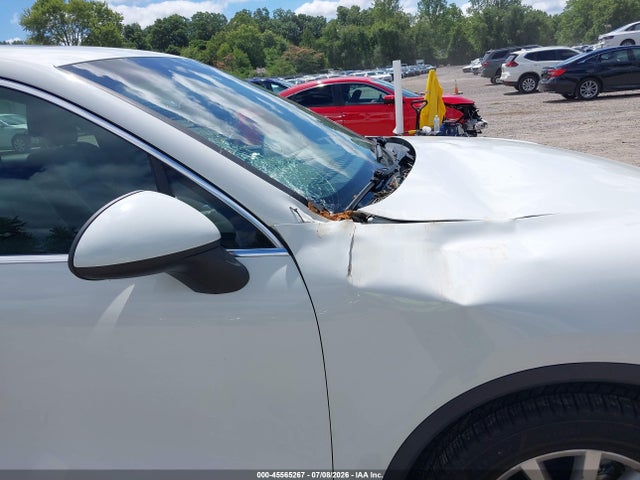 45565267 :رقم المزاد ، WP1AA2A2XELA01349 vin ، 2014 Porsche Cayenne مزاد بيع