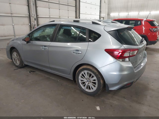45565295 :رقم المزاد ، 4S3GTAD60J3715810 vin ، 2018 Subaru Impreza 2.0i Premium مزاد بيع