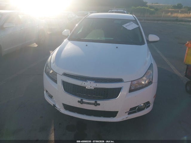 1G1PC5SBXE7438887 Chevrolet Cruze 1lt Auto