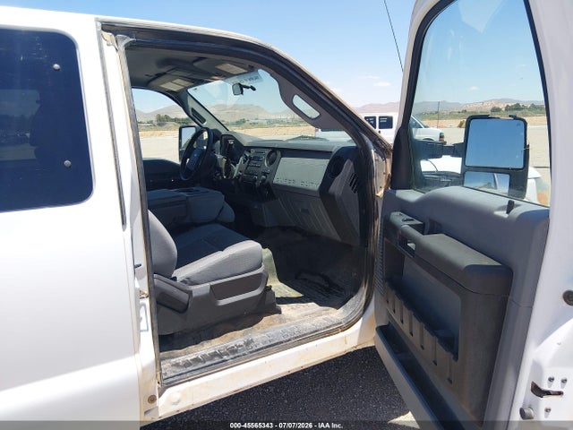 1FT7X2B6XGEC88145 Ford F-250