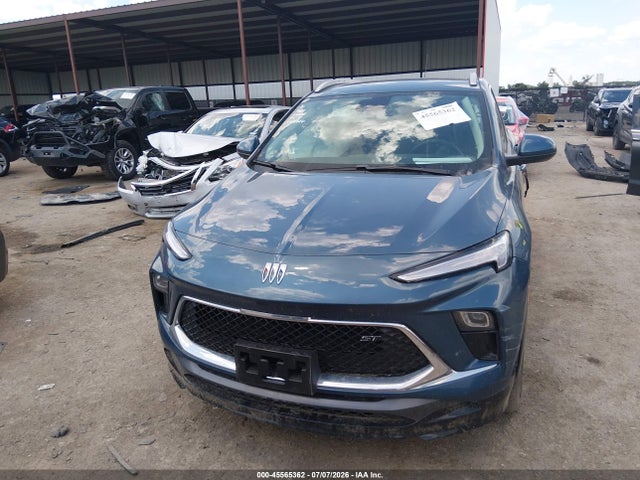 2026 Buick Encore Gx Sport Touring Fwd მანქანა იყიდება აუქციონზე, vin: KL4AMDSL5TB207655, აუქციონის ნომერი: 45565362