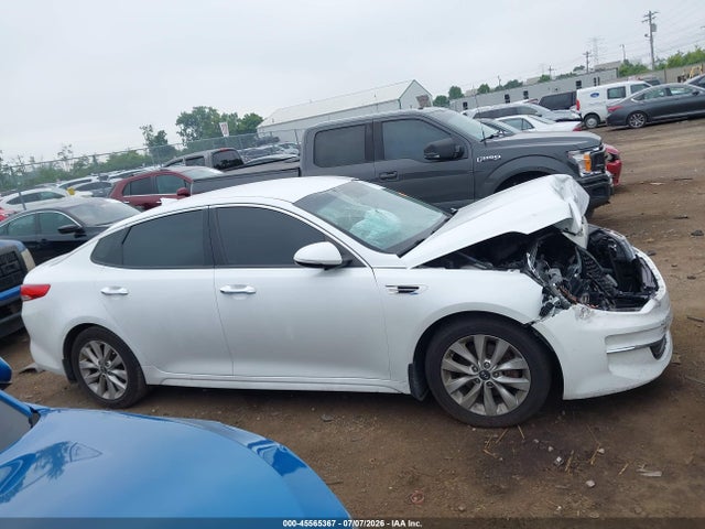 Продажа на аукционе авто 2018 Kia Optima Ex, vin: 5XXGU4L3XJG260115, номер лота: 45565367