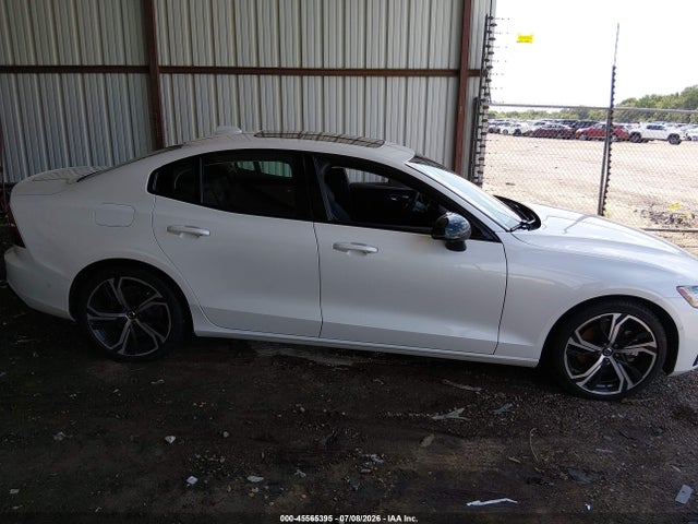 45565395 :رقم المزاد ، 7JRL12TM8RG308141 vin ، 2024 Volvo S60 B5 Ultimate Dark Theme مزاد بيع