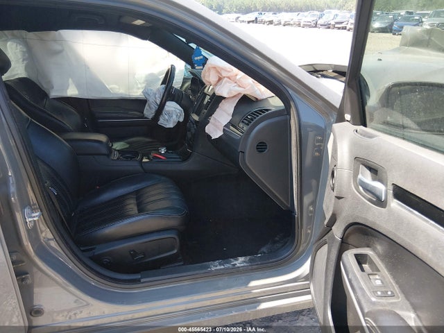 45565423 :رقم المزاد ، 2C3CCABG3KH533435 vin ، 2019 Chrysler 300 300s مزاد بيع