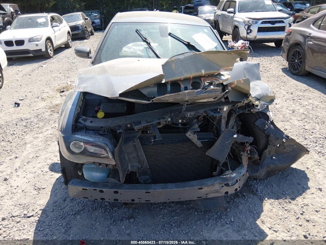 45565423 :رقم المزاد ، 2C3CCABG3KH533435 vin ، 2019 Chrysler 300 300s مزاد بيع