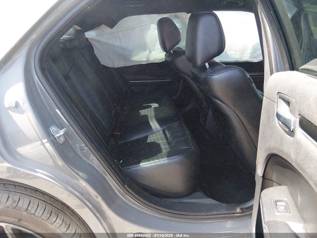 45565423 :رقم المزاد ، 2C3CCABG3KH533435 vin ، 2019 Chrysler 300 300s مزاد بيع