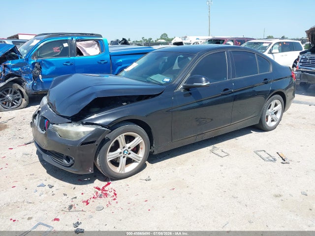 45565490 :رقم المزاد ، WBA3B1C57EP679054 vin ، 2014 Bmw 320i مزاد بيع