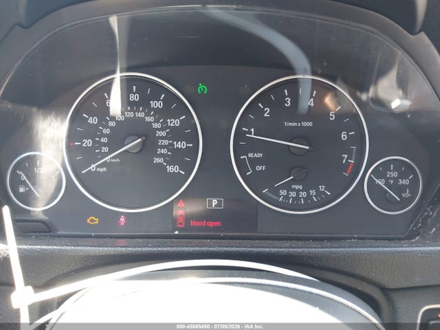 45565490 :رقم المزاد ، WBA3B1C57EP679054 vin ، 2014 Bmw 320i مزاد بيع