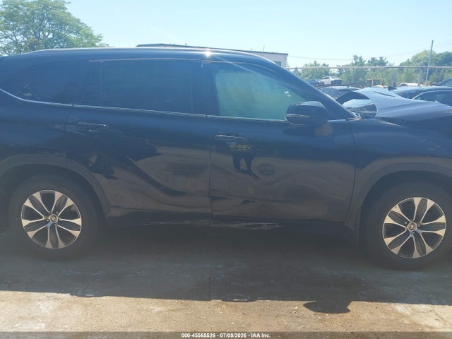 Aukcja sprzedaży 2022 Toyota Highlander Xle, vin: 5TDGZRBH9NS578260, numer aukcji: 45565526