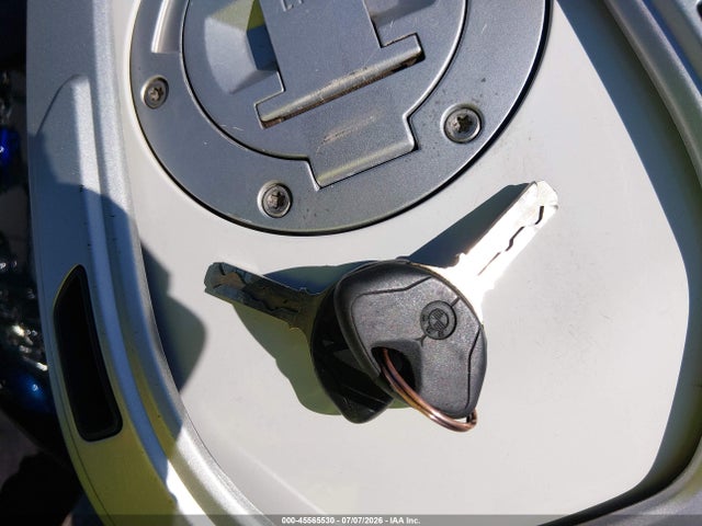 45565530 :رقم المزاد ، WB10388059ZT15179 vin ، 2009 Bmw R1200 Rt مزاد بيع