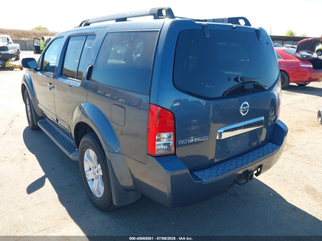 45565561 :رقم المزاد ، 5N1AR18U45C762546 vin ، 2005 Nissan Pathfinder Le مزاد بيع