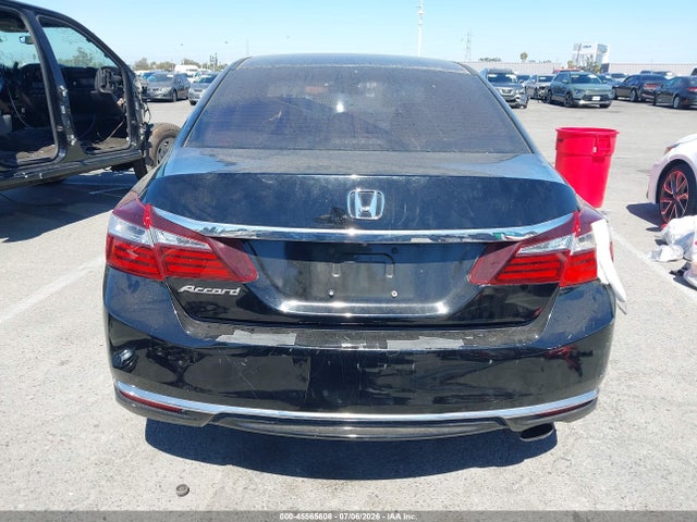 Honda ACCORD LX 2017 1HGCR2F33HA055338 Image 17