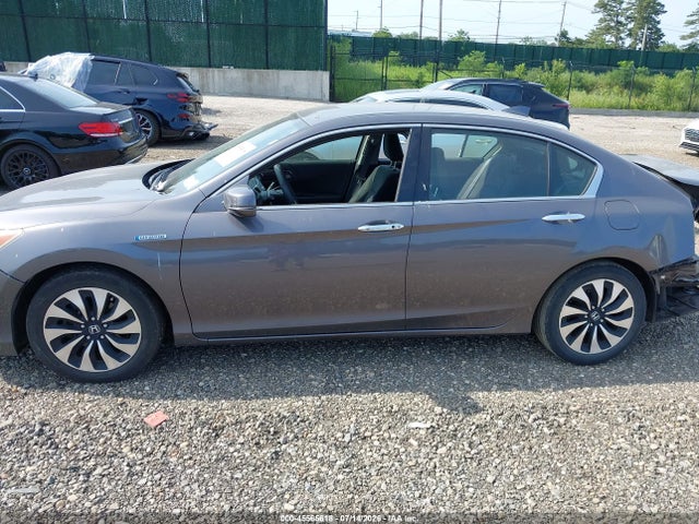 45565618 :رقم المزاد ، JHMCR6F39HC009313 vin ، 2017 Honda Accord Hybrid مزاد بيع