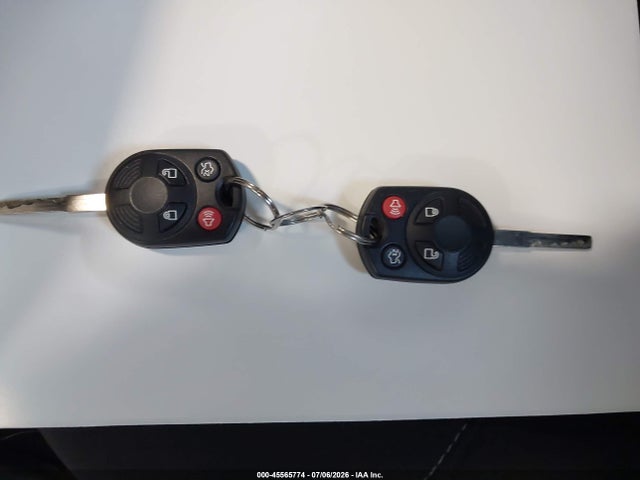 1FADP3F25JL328284 Ford FOCUS SE
