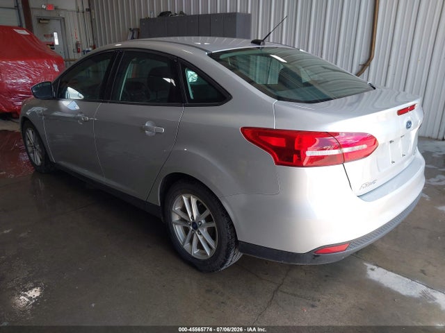 1FADP3F25JL328284 Ford FOCUS SE