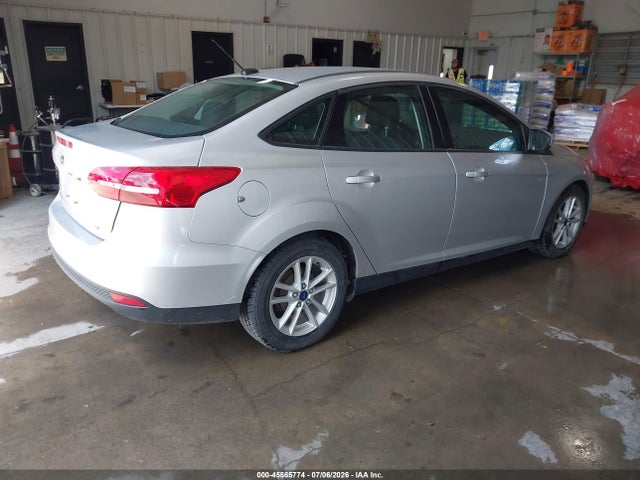 1FADP3F25JL328284 Ford FOCUS SE