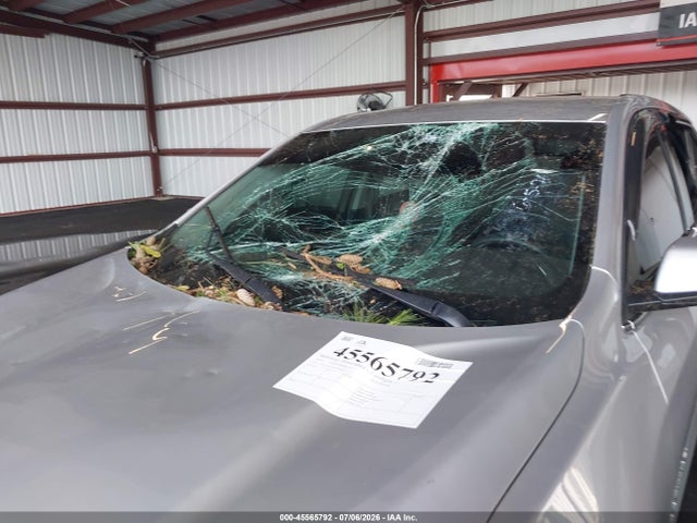 Auction sale of the 2018 Chevrolet Equinox Lt, vin: 2GNAXJEV0J6184382, lot number: 45565792