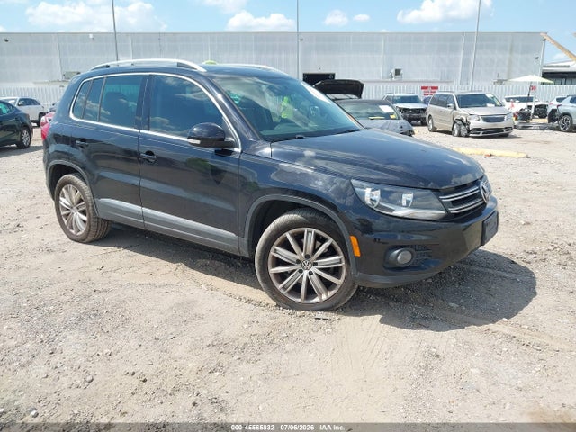 2013 Volkswagen Tiguan Se მანქანა იყიდება აუქციონზე, vin: WVGAV7AX5DW523345, აუქციონის ნომერი: 45565832