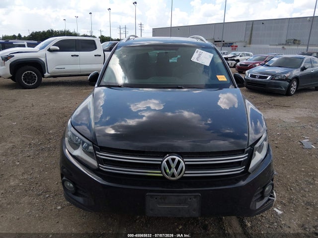 2013 Volkswagen Tiguan Se მანქანა იყიდება აუქციონზე, vin: WVGAV7AX5DW523345, აუქციონის ნომერი: 45565832