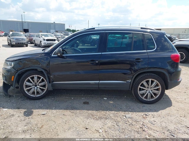 2013 Volkswagen Tiguan Se მანქანა იყიდება აუქციონზე, vin: WVGAV7AX5DW523345, აუქციონის ნომერი: 45565832