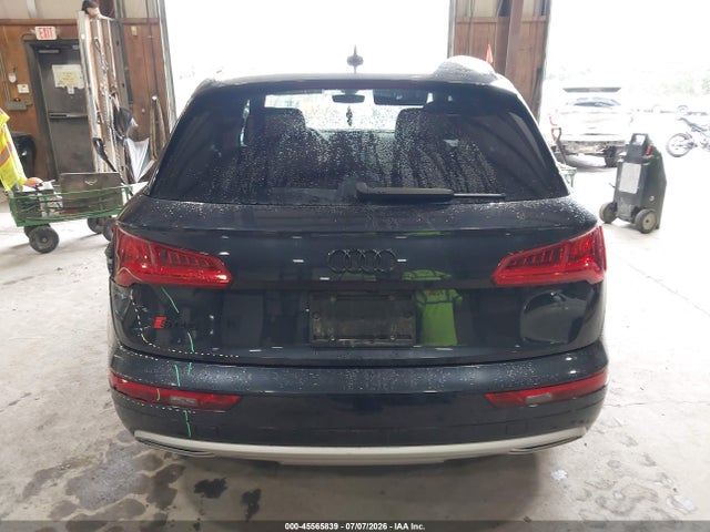 Продаж на аукціоні авто 2018 Audi Q5 2.0t Premium, vin: WA1ANAFY6J2220509, номер лоту: 45565839