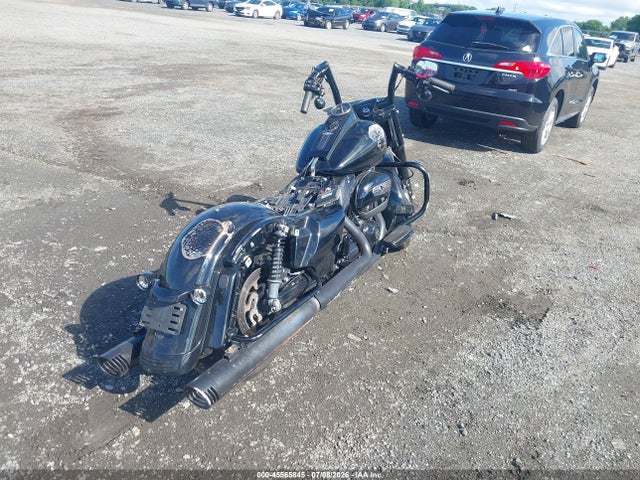Harley-Davidson FLHRXS 2018 1HD1KVC18JB666303 Image 4