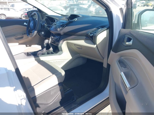 Ford ESCAPE SE 2017 1FMCU9GDXHUD45471 Image 5